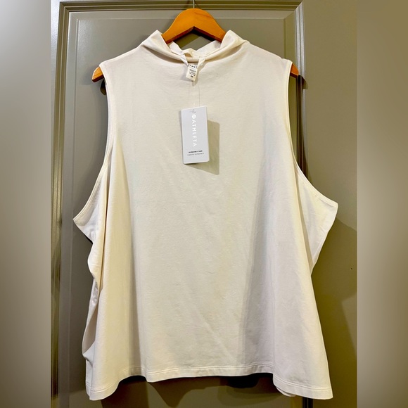 Athleta Tops - NWT ATHLETA sleeveless turtleneck shirt